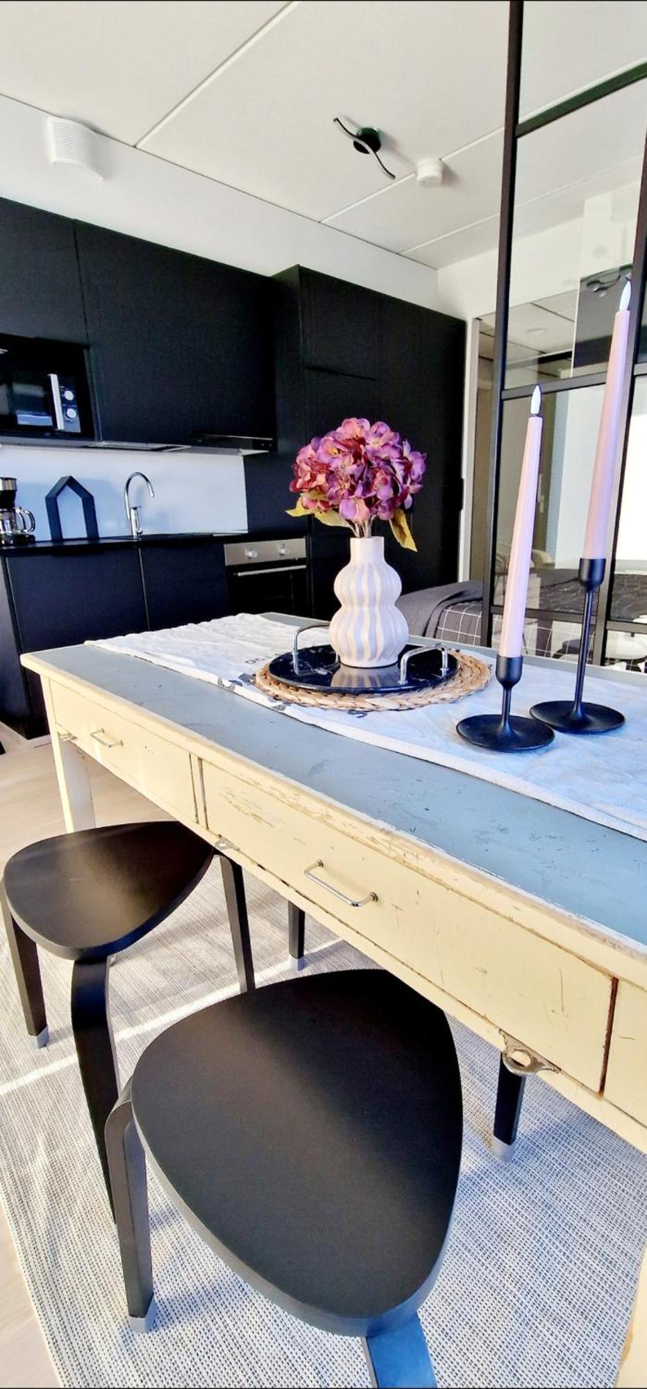 Modern Apartment Near Tampereen Messukeskus, With Own Private And Free Parking Екстериор снимка
